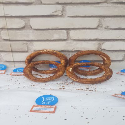 Susamlı Sivas Kazan Simidi